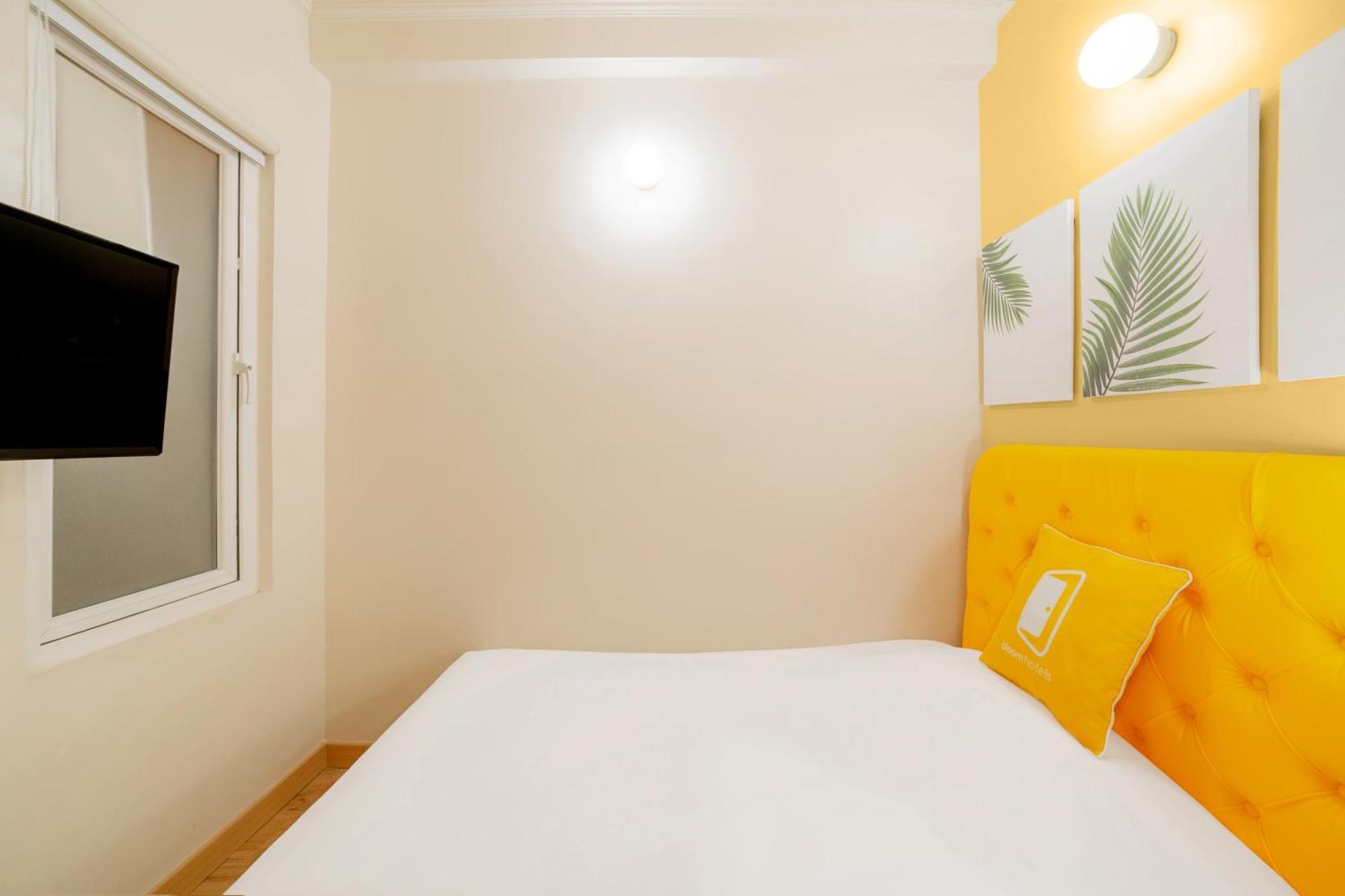 Bloom Hotel - Cr Park Нью-Дели Экстерьер фото
